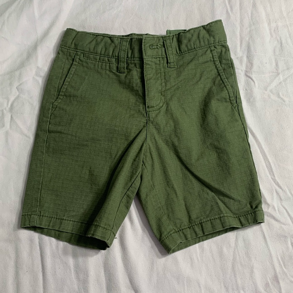 Old Navy Green Short toddlers